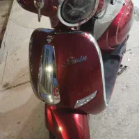 موتور سیکلت طرح وسپا
