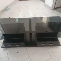 میز تلویزیون رایگان داده میشود