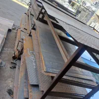 استخدام کارگر با صبحانه و ناهار و حقوق مناسب