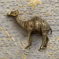 مجسمه برنجی