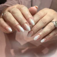کاشت ترمیم ناخن با قیمت مناسب  صادقیه بلوار فردوس