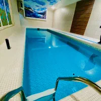 ویلا۱۰۰۰متری لوکس نوساز بااستخر آبگرم ۵۰متری زلال