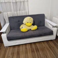 کاناپه تختخوابش دو نفره با ابعاد ۱۶۵ مناسب ویلا