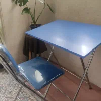 میز تحریر و کامپیوتر