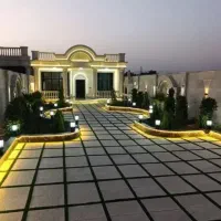 ۸۵ مسکونی تجاری در شادباد بر خیابان اصلی