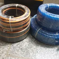 شلنگ اب و گاز