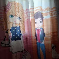 تخت دوطبقه به همراه پرده