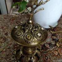 یک عدد قندان برنز سایز بزرگ ویک عدد شیر برنزی