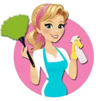 خانم برای آشپزی و نظافت منزل