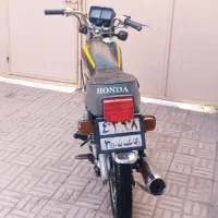 نامی ۱۲۵ مدل ۸۱ پلاک قدیم مدارک تکمیل سالم|موتورسیکلت|کاشان, راوند|دیوار