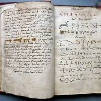 کتاب مذهبی