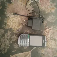 گوشی نوکیا هم دکمه ای وهم لمسی