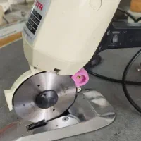 قیچی هشت پر