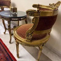 دو عدد صندلی