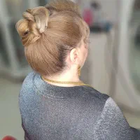 شنیون و ارایش فقط ۹۰۰ تومن