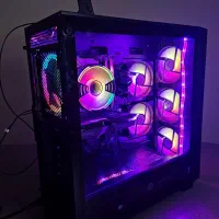 کیس گیمینگ فقط16روز کارکرد زیر قیمت بازار