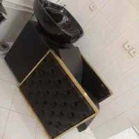 اجاره صندلی در سالن زیبایی و آموزشگاه|خدمات آرایشگری و زیبایی|اصفهان, خرم|دیوار