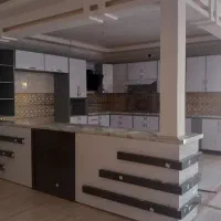 به یک شاگرد ساده برای کابینت سازی نیازمندم
