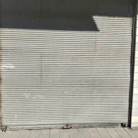 کرکره در حد نو عرض سه متر و ارتفاع سه متر