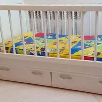 تخت کودک چوبی