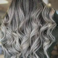 انجام خدمات آرایشگری بانوان