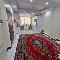 نظافتچی خانم جوان