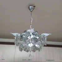 یک عدد لوستر چهار شاخه