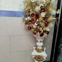 گل و گلدان با پایه