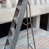 چار پایه تاشو