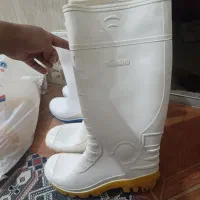 پنج جفت چکمه کار نو