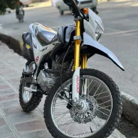 موتور سیکلت ۲۰۰ ۴۰۴ دو هزار کار درحد خشک