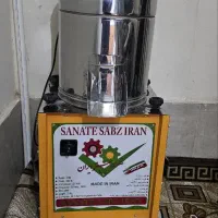 سبزی خردکن سالم ودرحد نو.