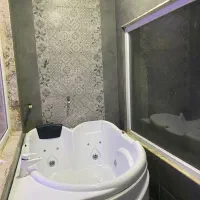 تکخوابه با وان جکوزی دونفره ساحلی ویوی دریا|اجارهٔ کوتاهمدت ویلا و باغ|بندر انزلی, دهکده ساحلی|دیوار