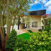 210م باغویلاپیلوت مبله،تراس بزرگ+سندرسمی محیط دنج