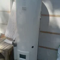 یک عدد آبگرم کن قدیمی گروس