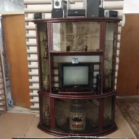 بوفه و میز تلویزیون‌ دارای هالوژن