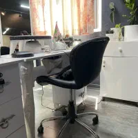 میز ناخن با صندلی استاد کار