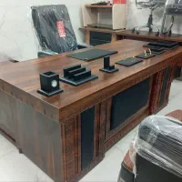 میز ومبلمان اداری