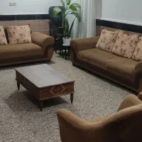 مبل و میز غذا خوری