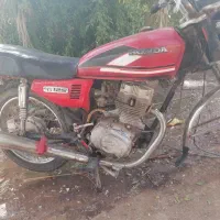 موتورهندا قرمز