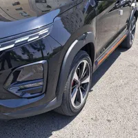 ام‌وی‌ام X33 Cross (اومودا C3)، مدل ۱۴۰۴