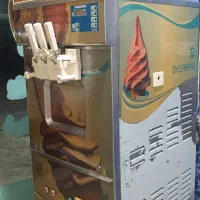 بستگاه بستنی قیفی و یخ دربهشت