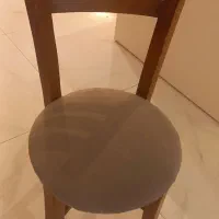 صندلی چوبی در حد نو|صندلی و نیمکت|کیش, |دیوار