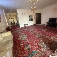 105-متر-طبقه-اول-تکواحدی-بالای-میدان-اتریش