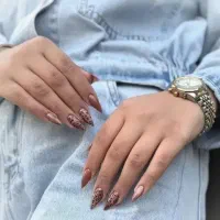 کاشت ناخن(ژل)