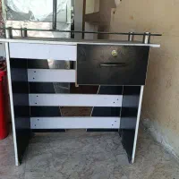 دو عدد میز باهم ۶ تومن