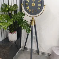 ساعت فروخته شد