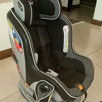 صندلی ماشین کودک