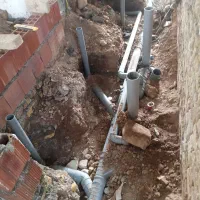 تاسیسات، لوله کشی ساختمان، نصب رادیاتور|خدمات پیشه و مهارت|زرند, |دیوار