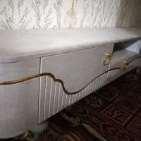 میز تلویزیون در حد نو